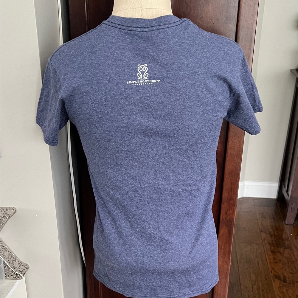 Simply Southern Cool Mama Bear T-Shirt - Navy - Picture 2 of 4